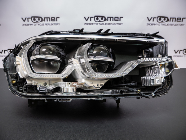 Prawy Reflektor Lampa BMW 5 G30 G31 LED