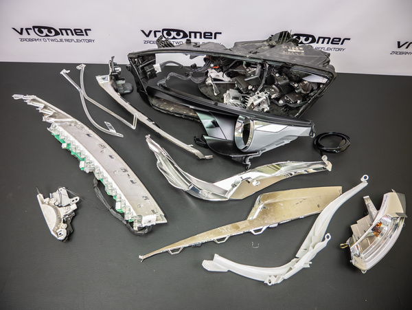 Lewy Reflektor Lampa Audi A7 4G C7