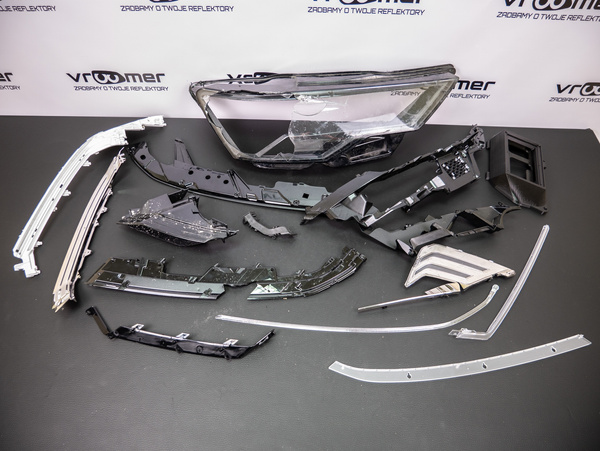 Prawy Reflektor Lampa Audi A6 C8 4K8