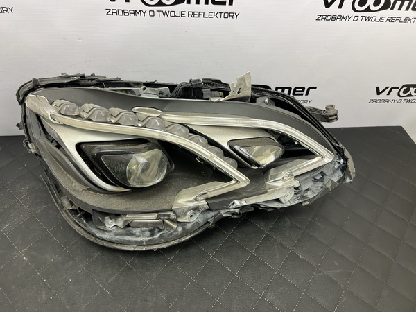 Prawy Reflektor Lampa Mercedes Benz E klasa W212 Po Liftingu LED